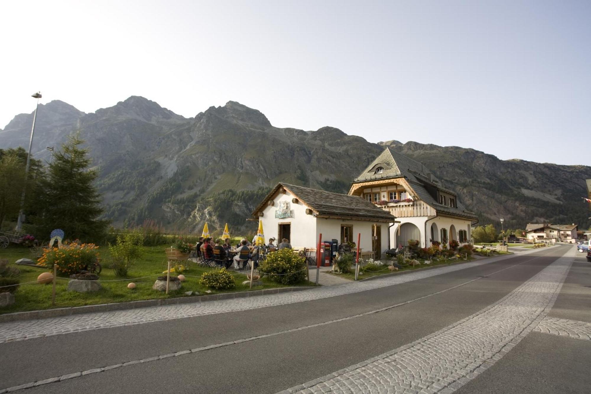 Hotel Seraina Sils Maria Exterior photo
