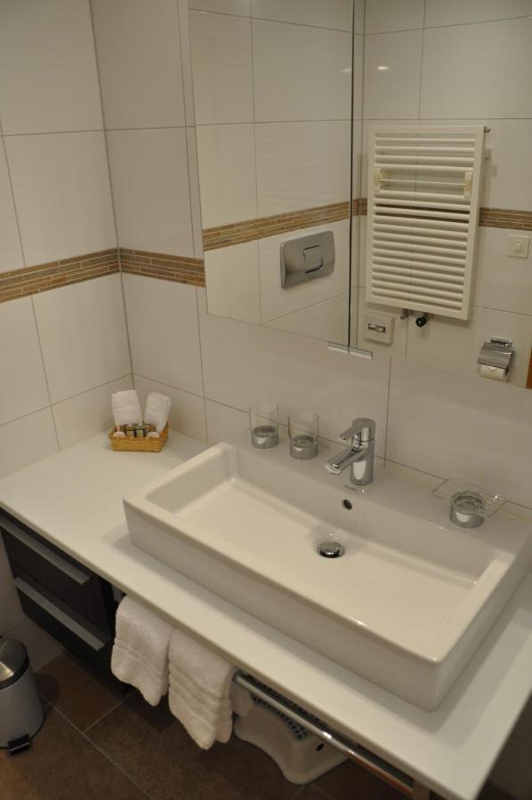 Hotel Seraina Sils Maria Room photo