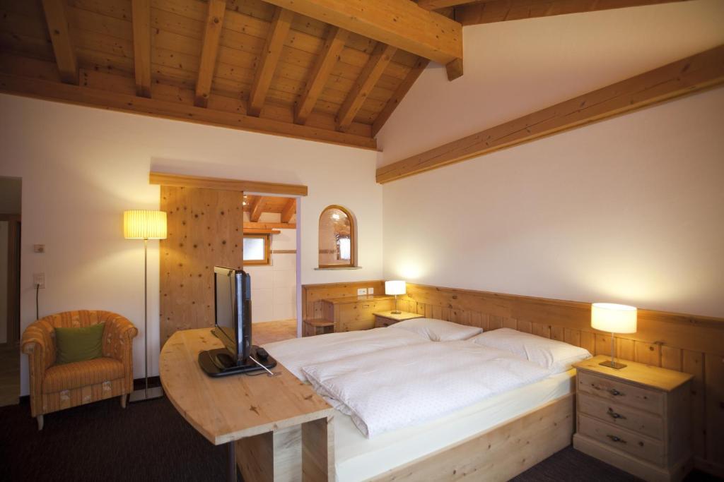 Hotel Seraina Sils Maria Room photo