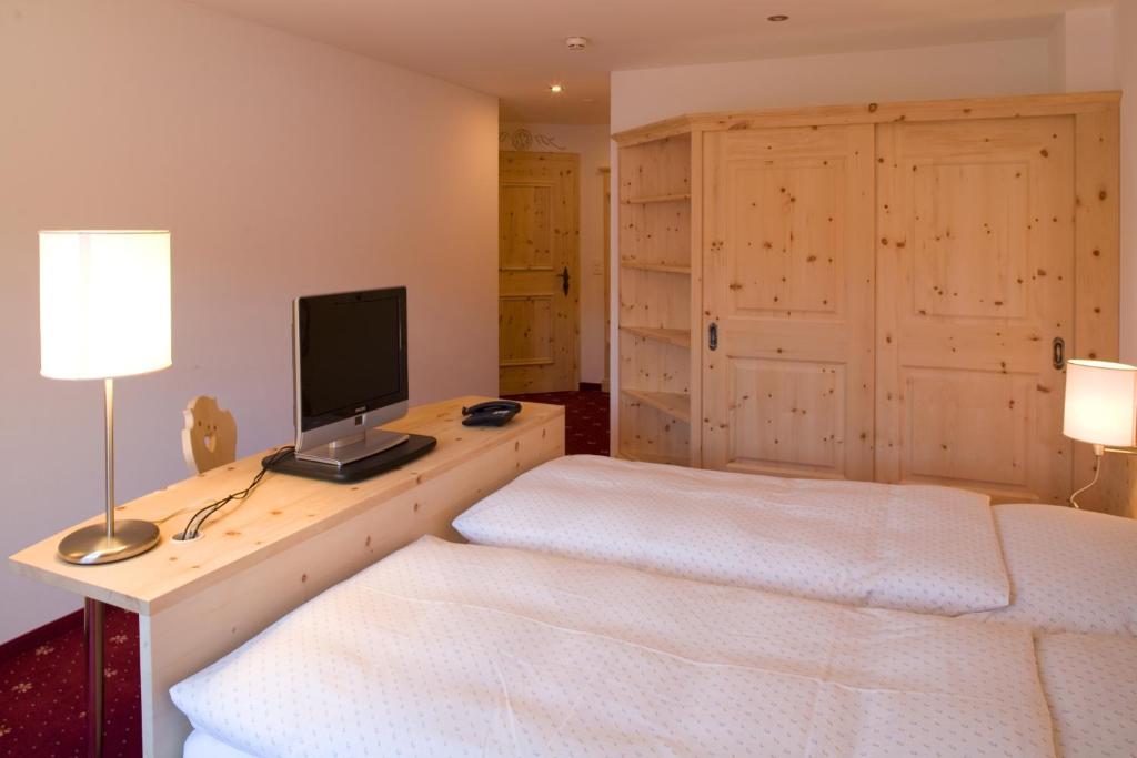 Hotel Seraina Sils Maria Room photo